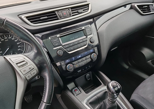 Nissan Qashqai cena 45999 przebieg: 283187, rok produkcji 2016 z Wolbrom małe 781